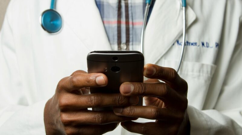 Governo quer que Enamed seja exame de proficiência para médicos